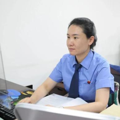 教育整顿进行时身边的榜样李洋洋