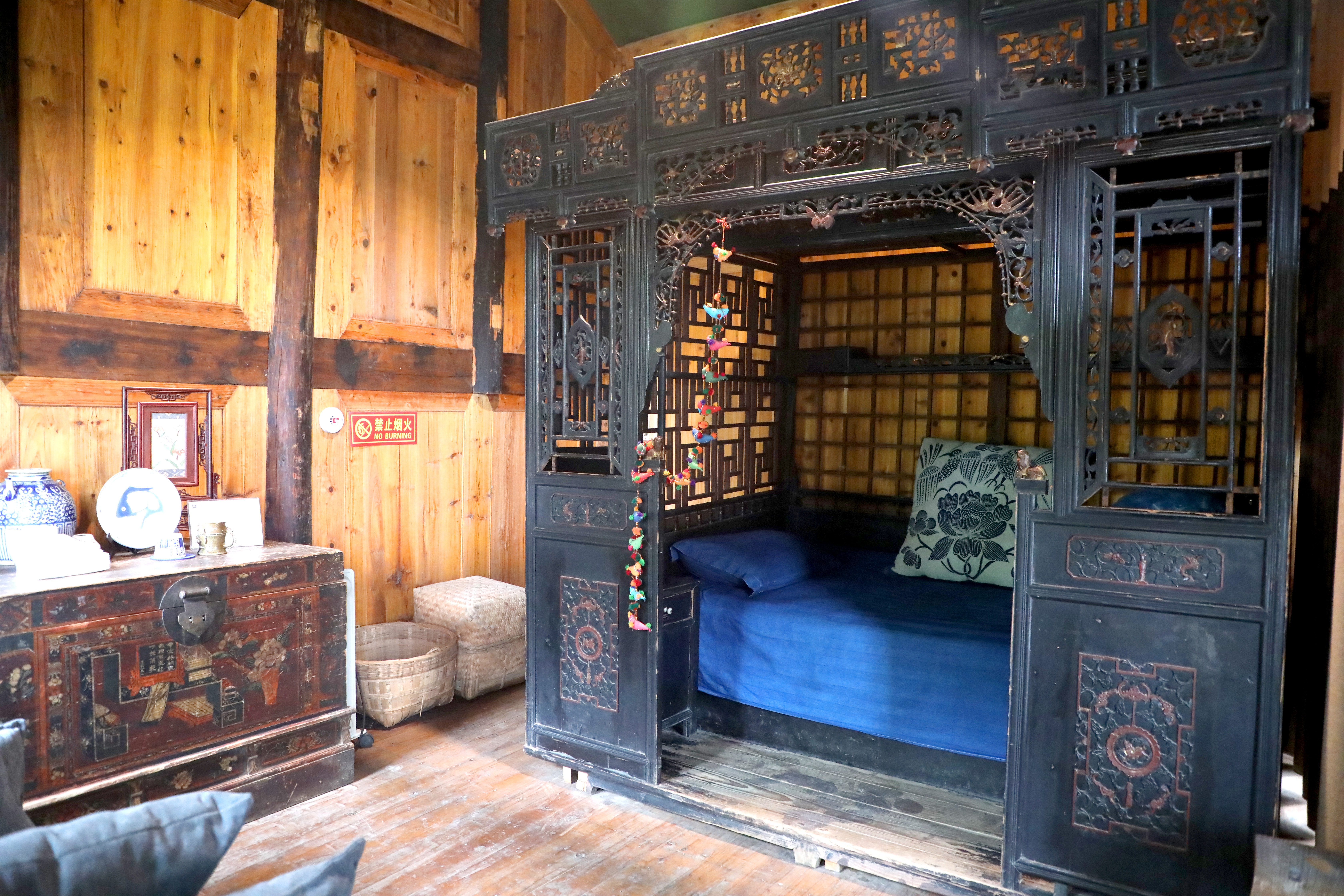 乡土观山湖隐秘山村的别样风情王小梅和她的手上记忆