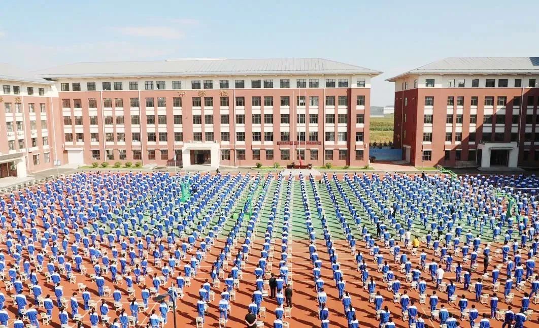 出彩职校丨吉绥化卫校林工贸学校