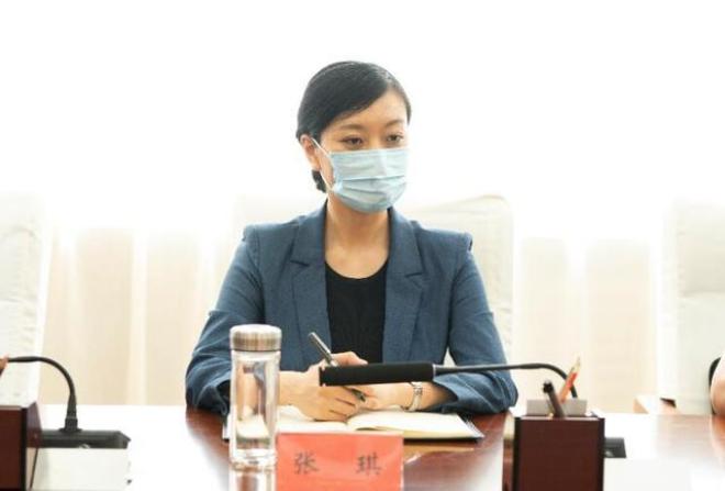 34岁清华女博士任代县长