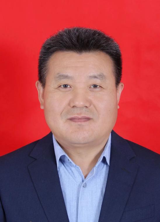 尹建华,男,中共党员,1972年2月出生,高级工程师,泰山产业领军人才