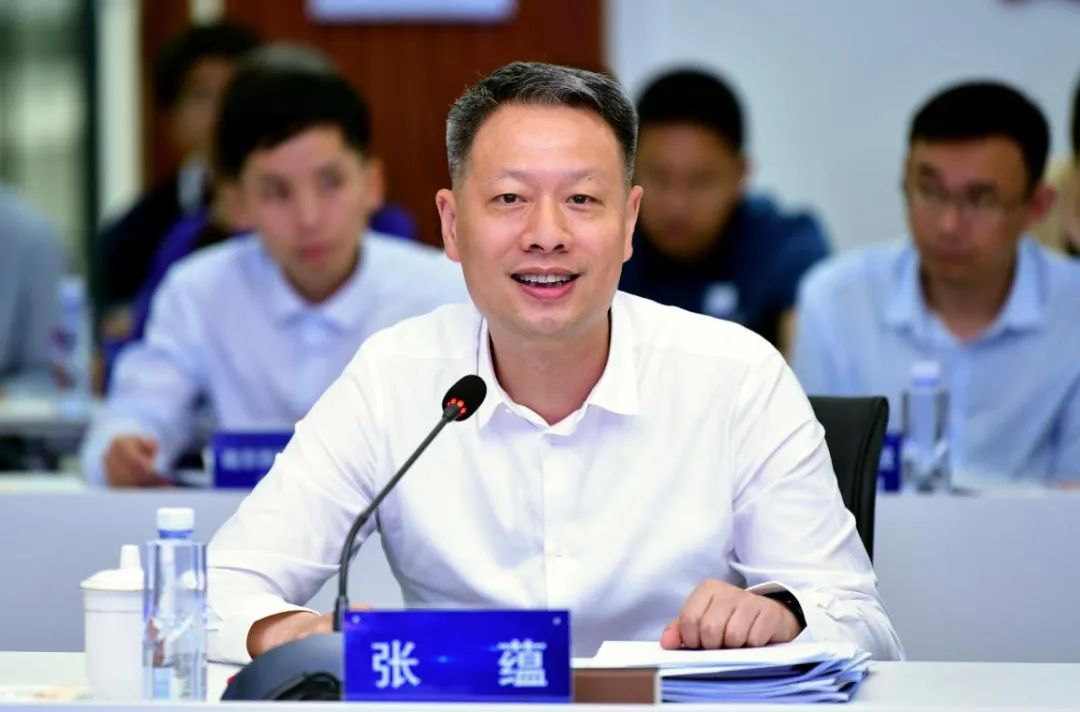 融媒直通厅丨区长61企业家面对面