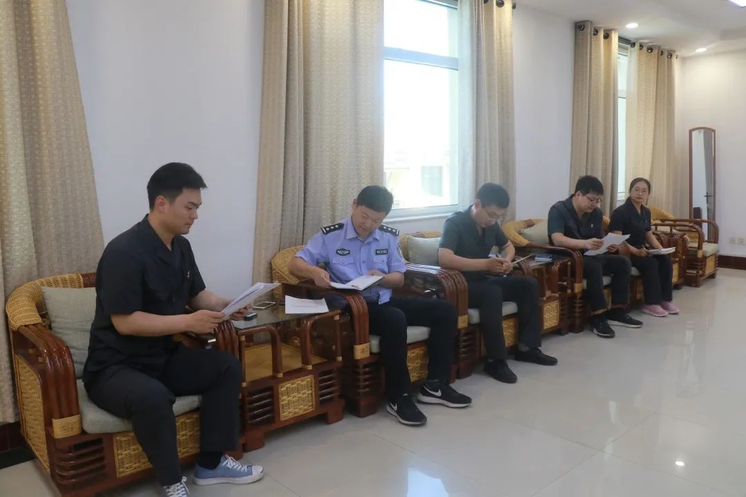 教育整顿清丰县法院各党支部分别召开政法队伍教育整顿专题组织生活会