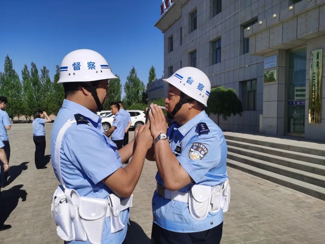 本次专项督察,坚持突出问题导向,进一步增强了全体民警,辅警的规矩