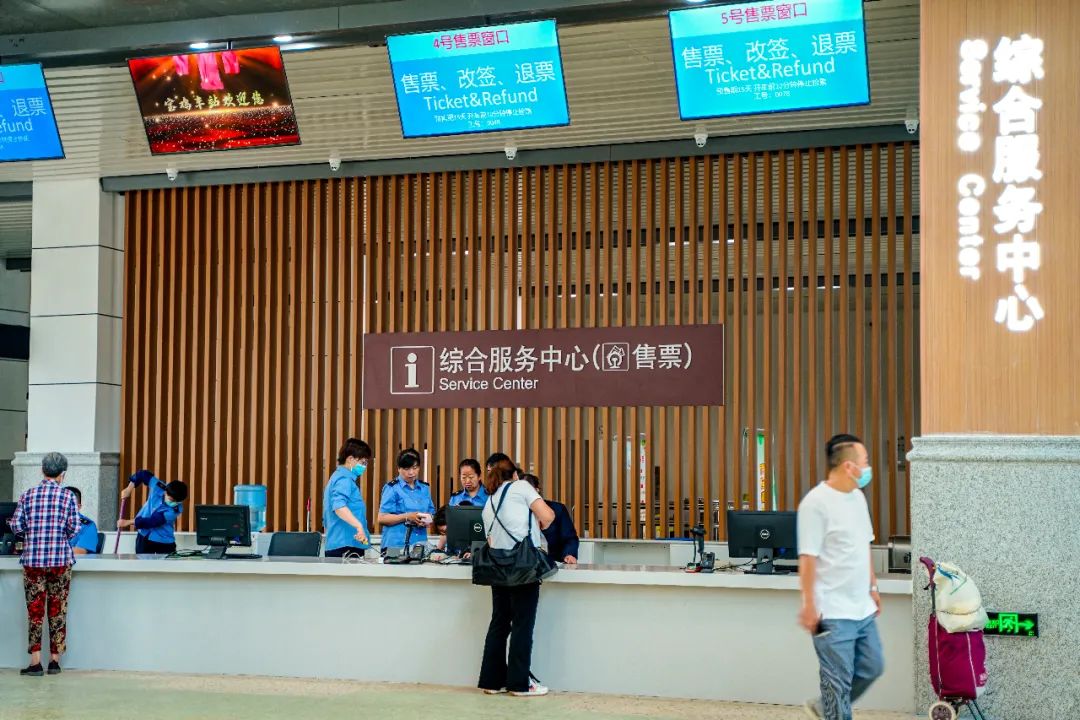 服务西部85年的车站,换新装了!