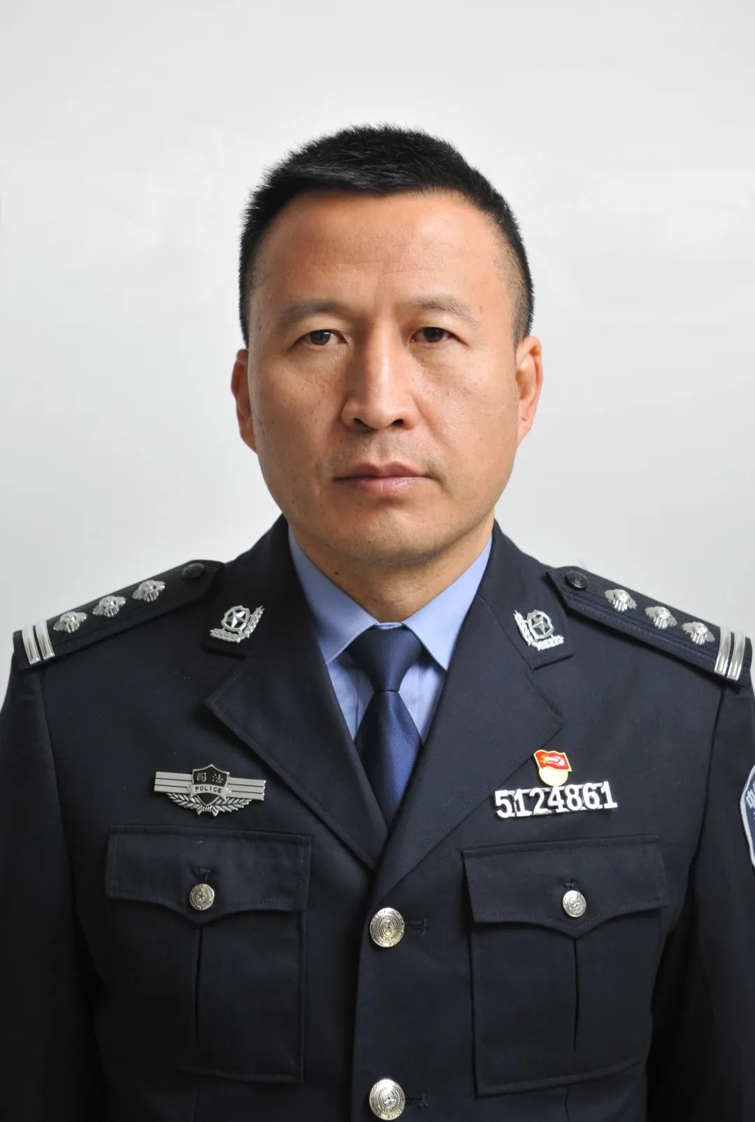 请投42号"王建世"!