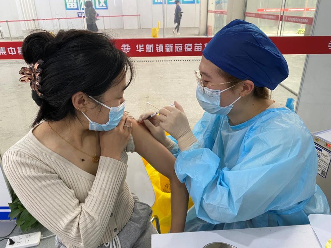 打疫苗的小盆友最佳着装大赛来参加吗