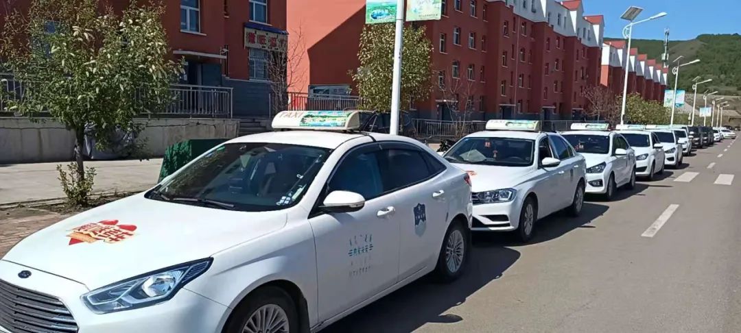 雪城义警为高考学子圆梦助力