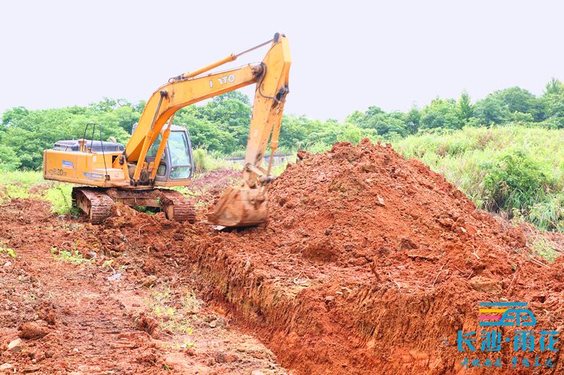 雨花區跳馬鎮的新田村石門水泥廠曾經在90年代