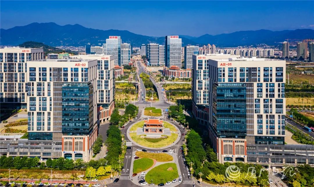 福建省委常委厦门市委书记赵龙署名文章更高水平建设高素质高颜值现代