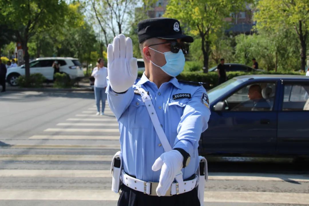 大安市交警大队张怀乾图片