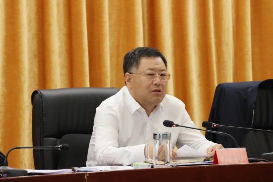 "新班子 新气象 新担当 新作为",刘雪松主持召开常委扩大会议对全区