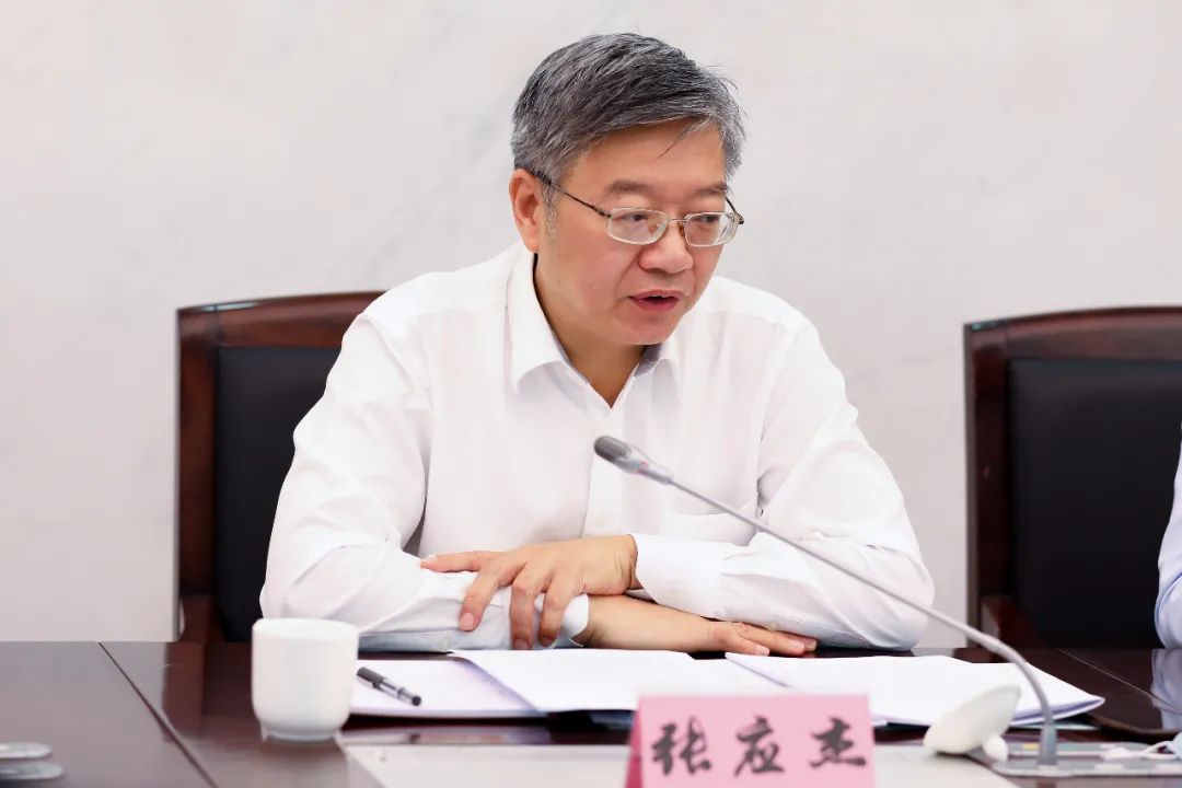 深圳市中级人民法院党组书记院长张应杰率队到罗湖法院调研