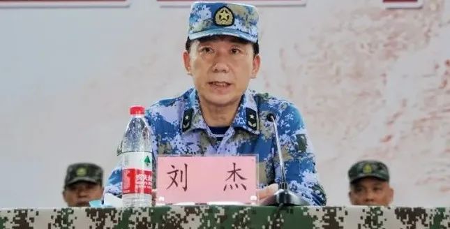 上海警备区司令刘杰图片