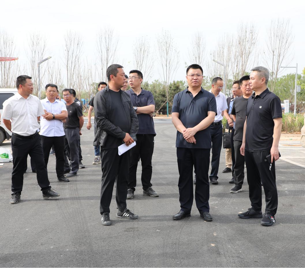 王鸿飞调研园博会停车场建设督导检查工程建设工作