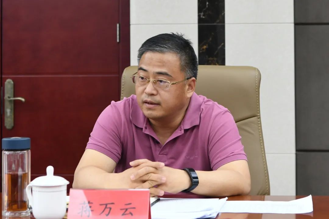 蒋万云对全市法院教育整顿工作取得的成效给予肯定