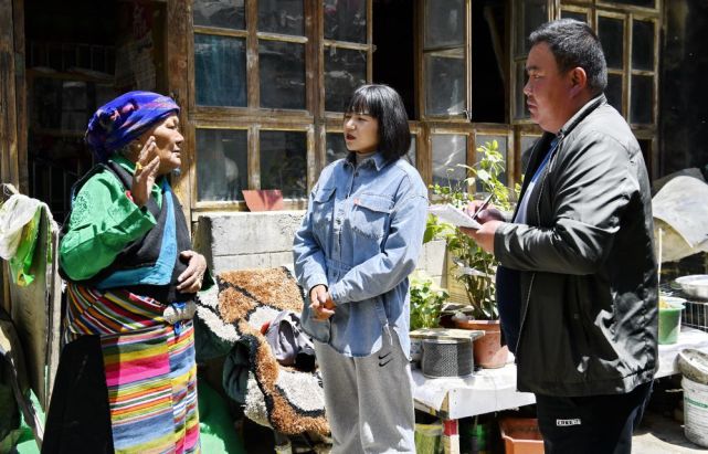 农奴早已过上了祖辈们梦寐以求的幸福生活策划:沈虹冰,罗布次仁统筹