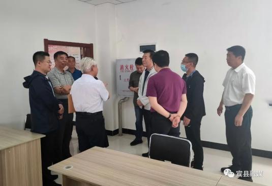 市关工委赴我县就关心下一代工作进行实地调研