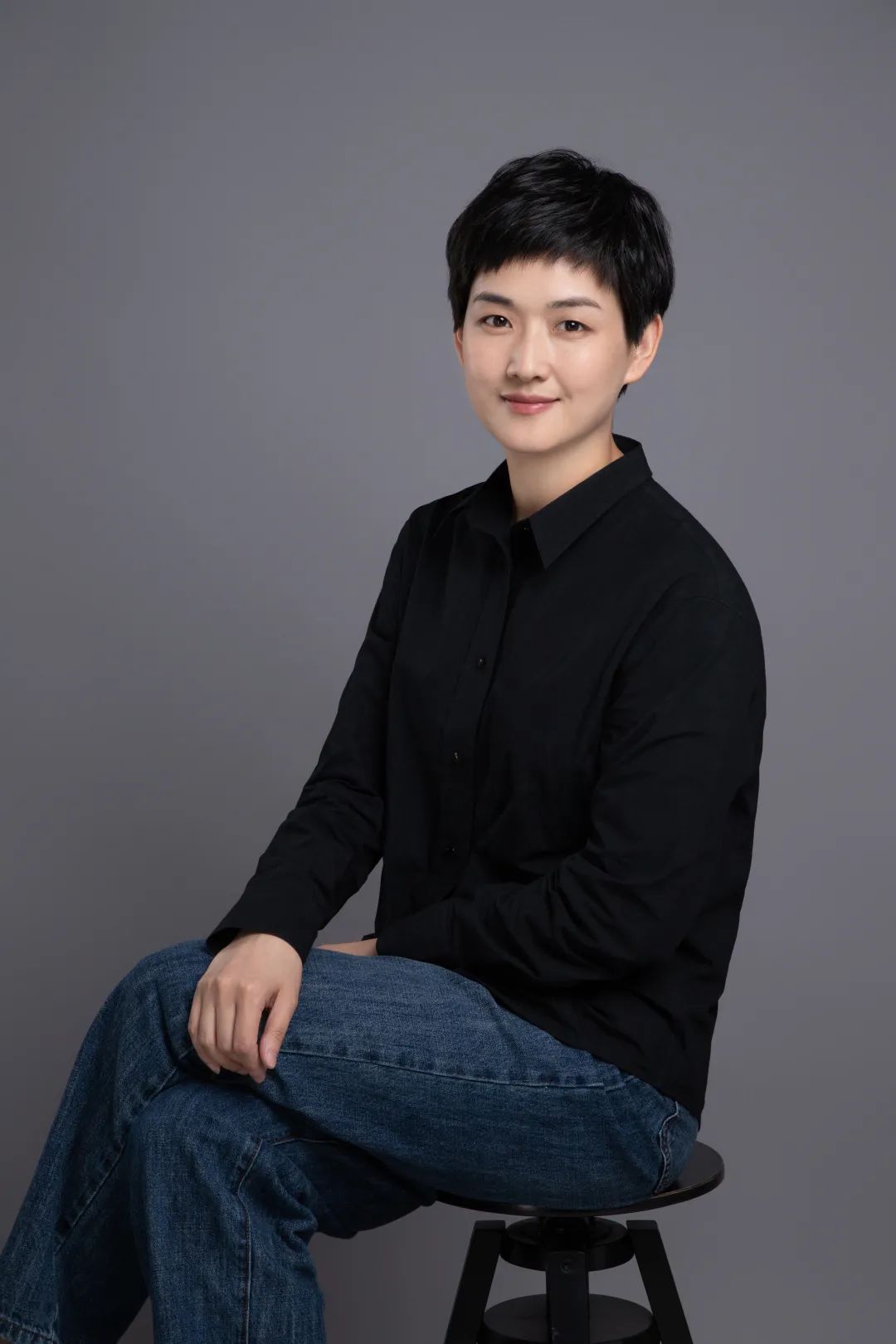 露维胡师承王英姿,又得昆剧表演艺术家张静娴,张洵澎,华文漪,张继青