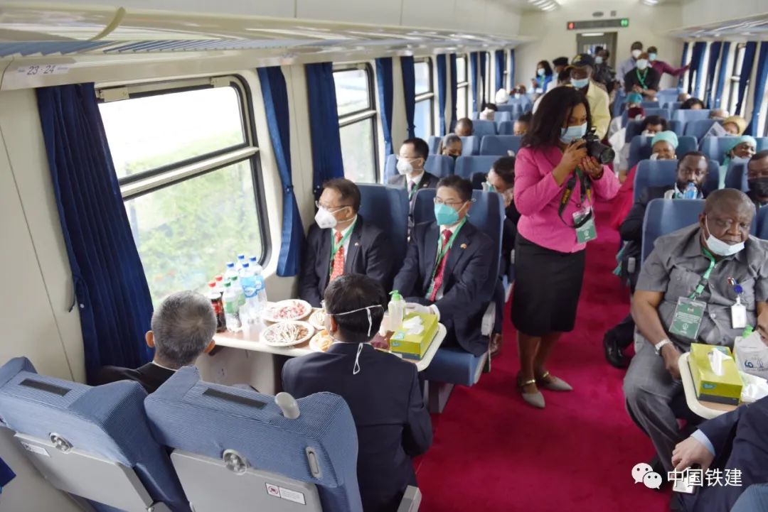 非洲最长！西非首条现代化双线标准轨铁路开通商业运营