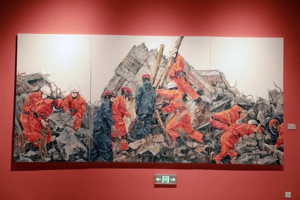 就在省美术馆,景德镇陶瓷大学百件精品带你看百年党史