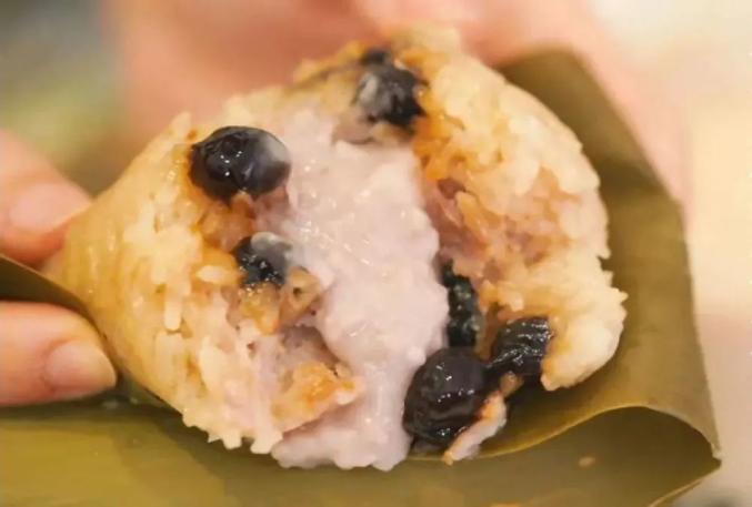 珍珠奶茶粽 值此端午佳节 阿消也为大家定制了 一些专属粽子 一起来