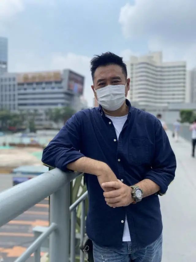 香港演员非凡哥麦长青在广州当志愿者大家健康我就开心