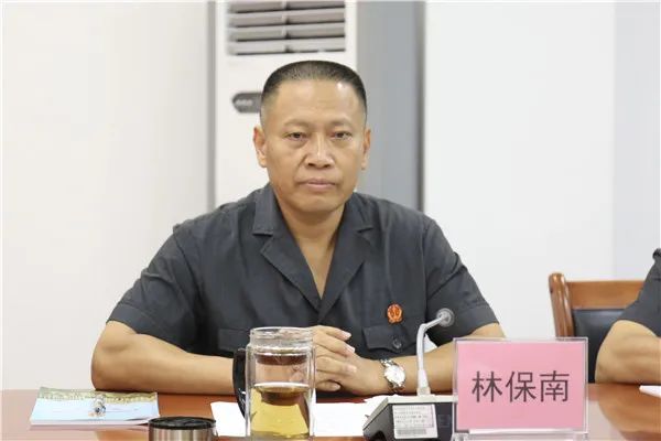 区党委副书记,政法委书记庞康稳,区政法委专职副书记蔡寻出席会议,经