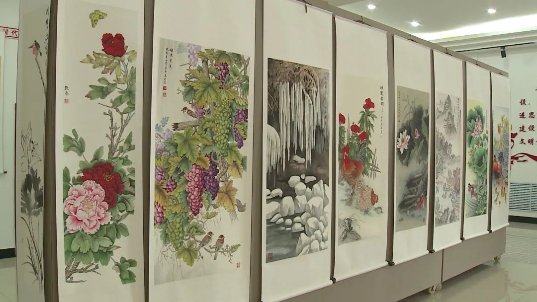 我市举办永远跟党走庆七一书画展