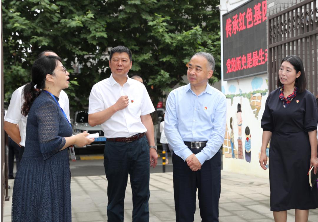 把城市安全稳定和谐作为最大民生实事！范锐平开展党史学习教育调查研究，督导指导“我为群众办实事”实践… 澎湃号·政务 澎湃新闻 The Paper