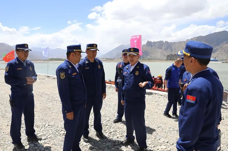 拉萨支队圆满完成部局抗洪抢险救援拉动考核