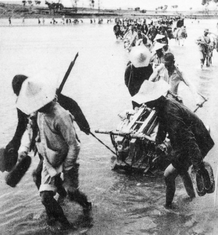 【红动齐鲁】开箱吧!红色文物——95后记者寻宝记:陈毅担架队的队旗