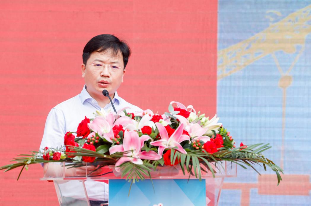 副市长万秀奇出席,宣布南昌市2021年安全宣传咨询日活动启动并参观