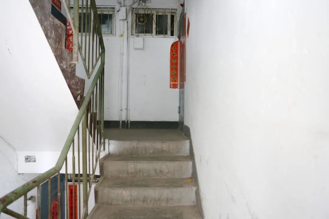 盼来了峰峰首部老旧小区加装电梯投用