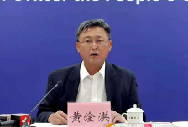 南城街道党工委副书记,办事处主任黄淦洪:针对当前疫情防控新情况