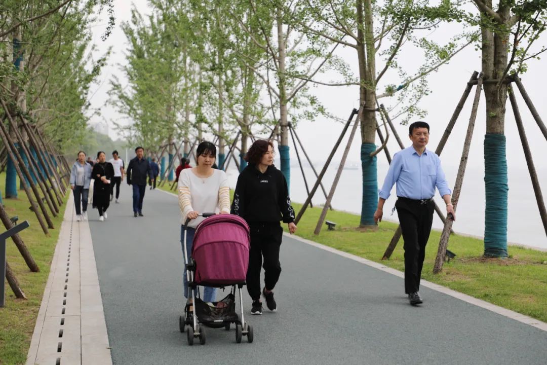 爱上枝江与滨江公园的约会