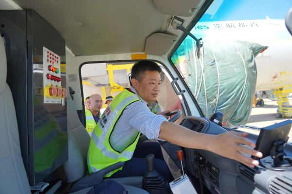 海口美兰国际机场顺利举行特种车辆技能操作与新技术应用交流活动