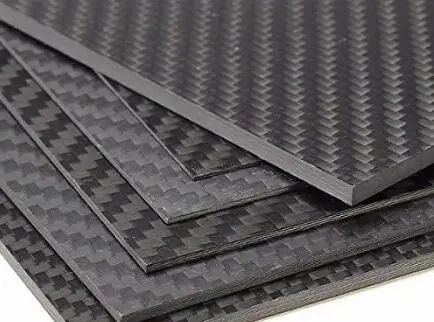 碳纤维兼具碳材料强抗拉力和纤维柔软可加工性两大特征,碳纤维是一种