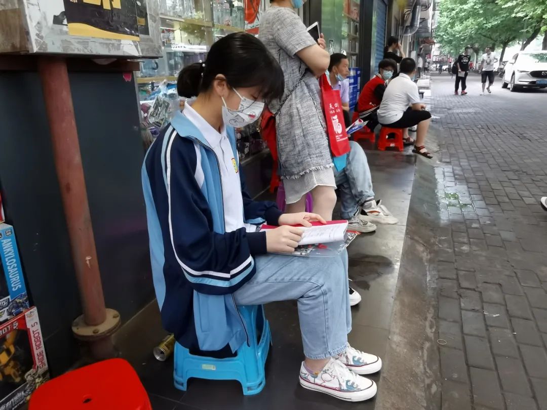 刚刚中考开考