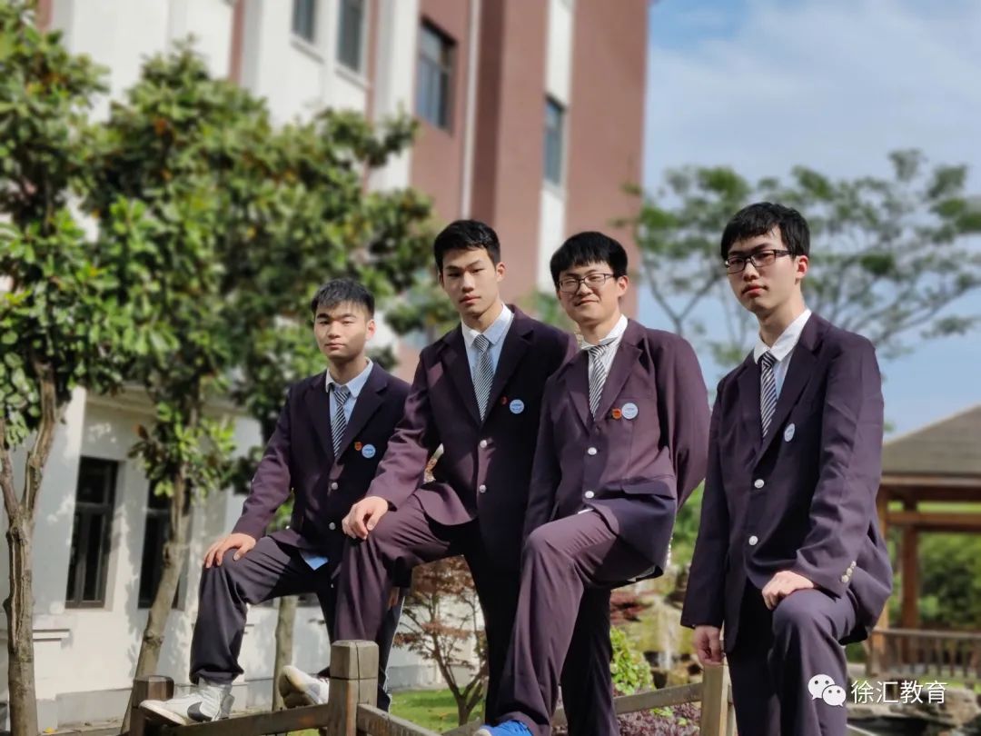 我们毕业啦!徐汇学子用毕业照留"夏"美好