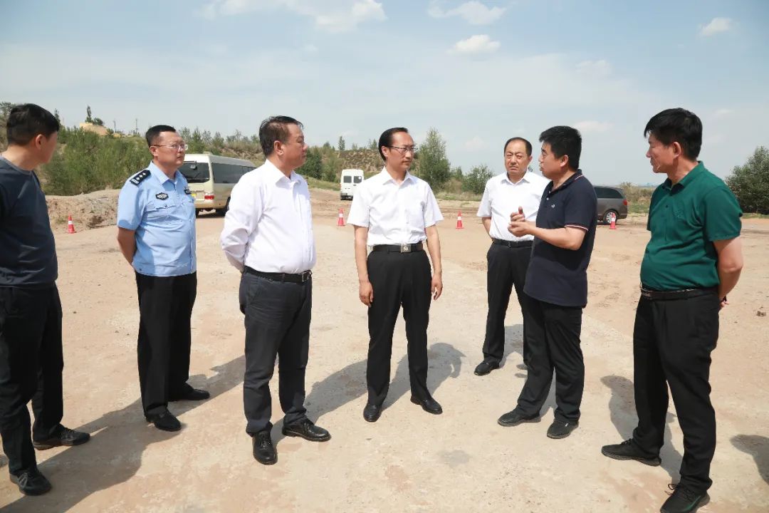 高闻何调研指导庆祝建党100周年安保维稳工作