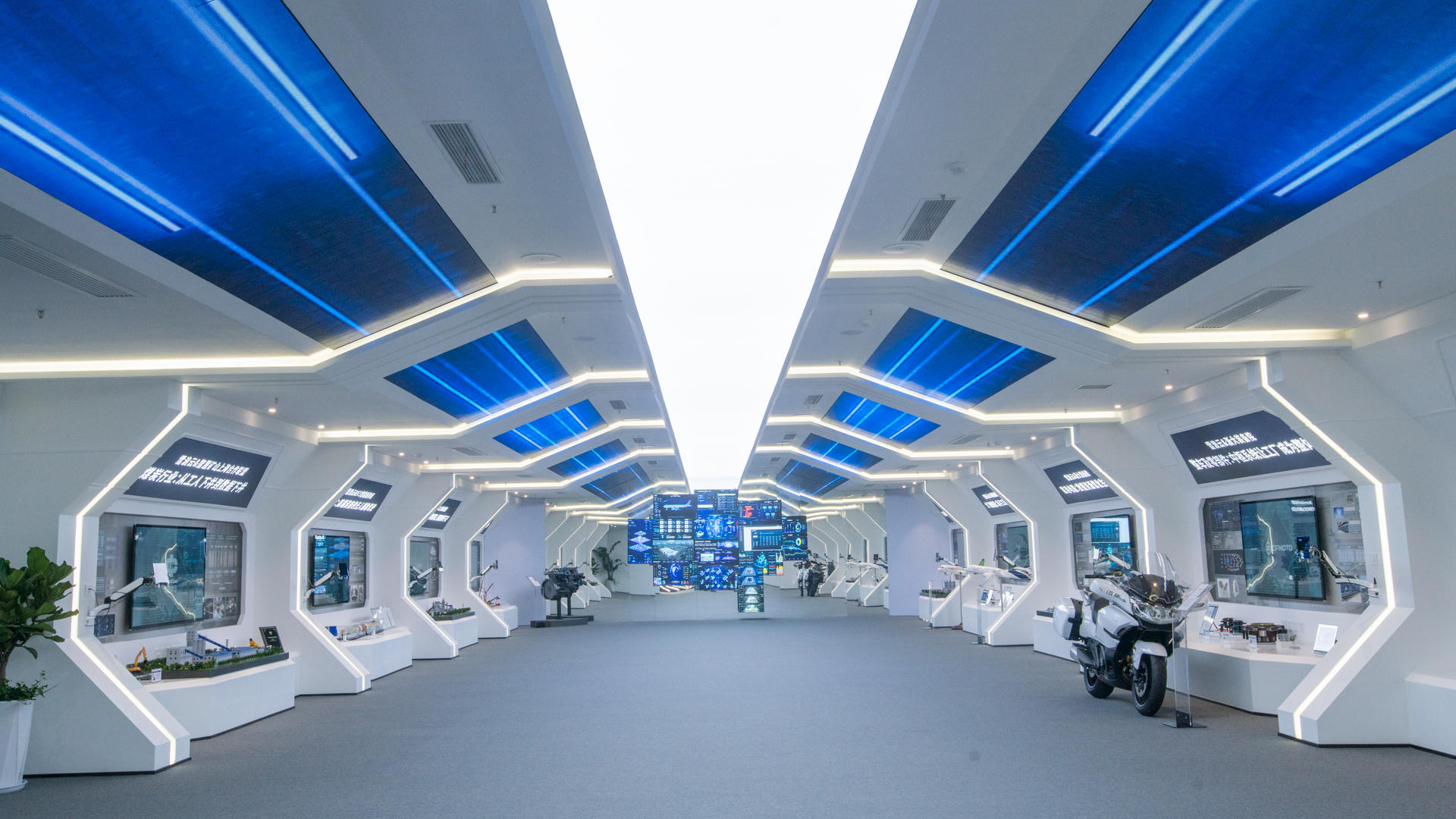 数字加持展望制造业未来共赴2021雪浪大会博览会