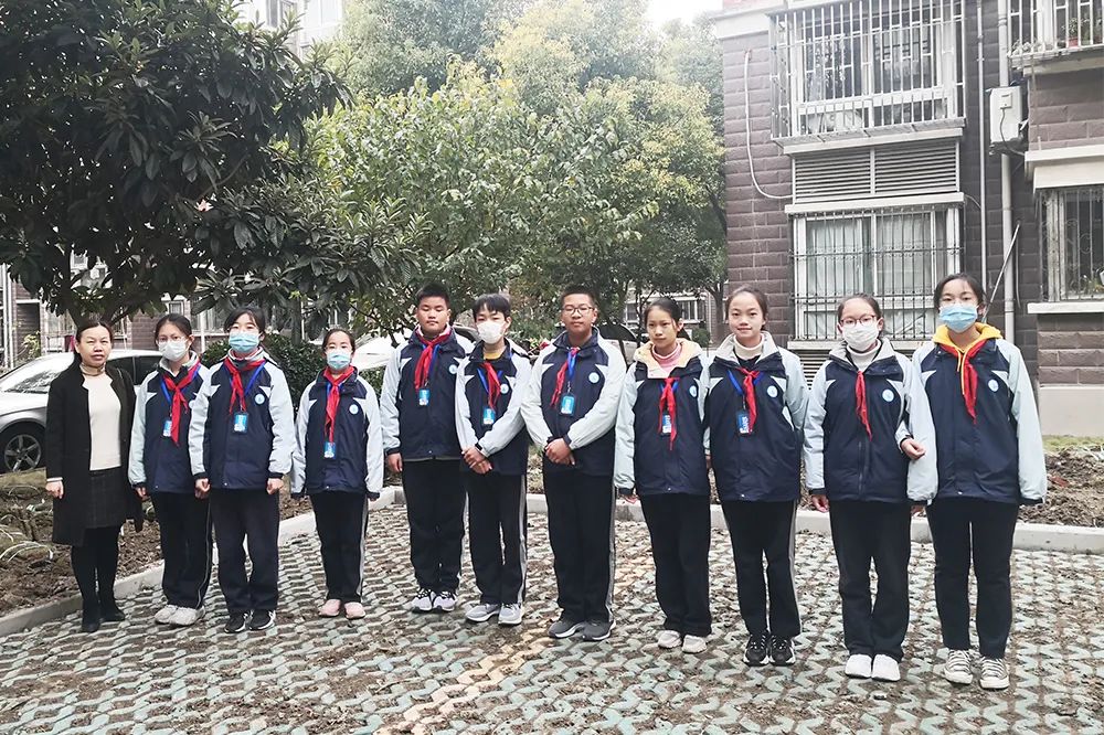 全国第一刘行新华实验学校发挥乡村学校劳动教育的天赋
