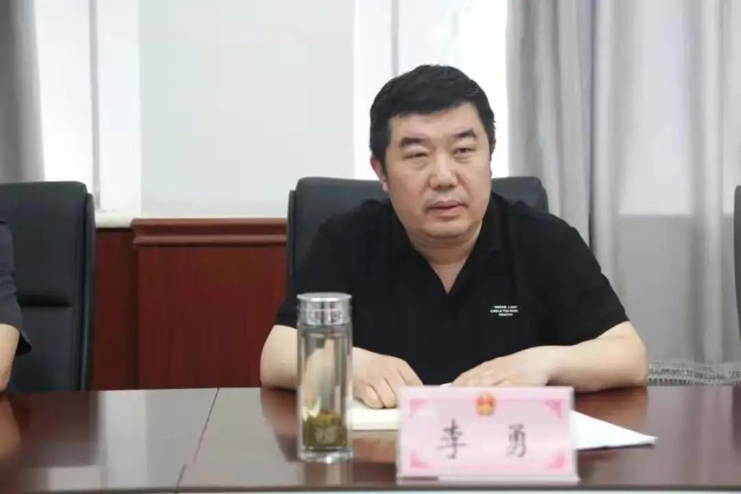 赵长山,石家庄市中级人民法院党组成员,执行局局长李勇,副局长李志锋