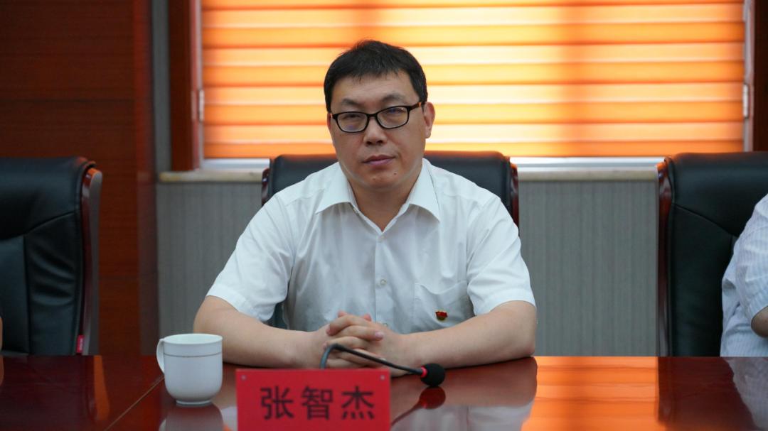 主题党日活动结束后,张智杰一行分别到河北华曙新能源汽车科技有限