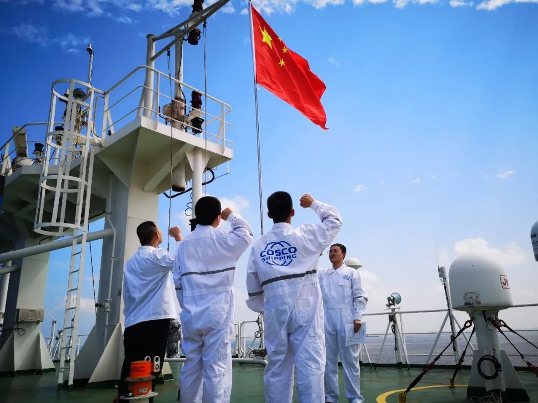 勇气,豪情与胸怀每一位航行者的彰显出拥抱海洋而是走进海洋中国海员