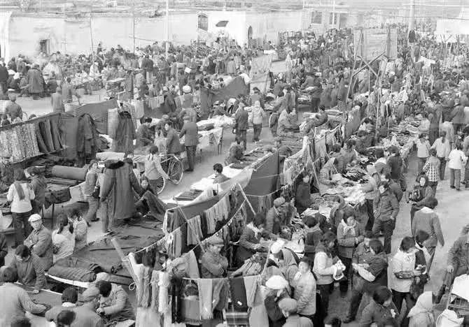 1931年4月,在西南汪高小翟司升参加创建中共无极县委员会工作,并任