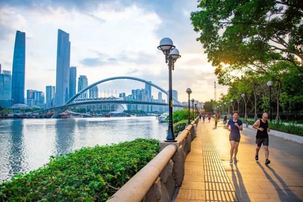 赏珠江新地标报10561海心桥震撼开通