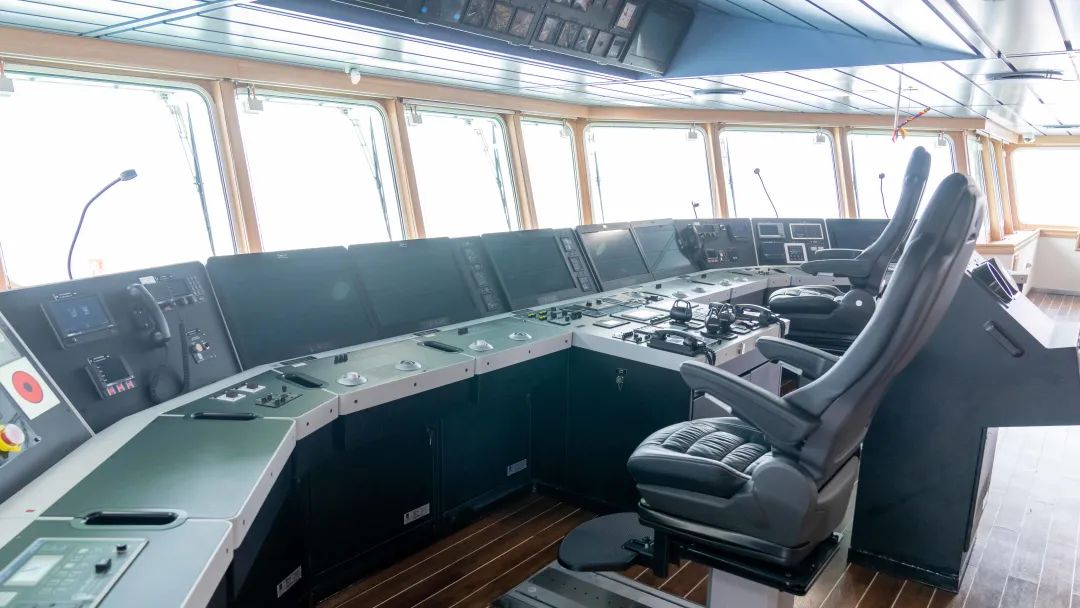 国内最大海洋综合科考实习船中山大学号今天交付