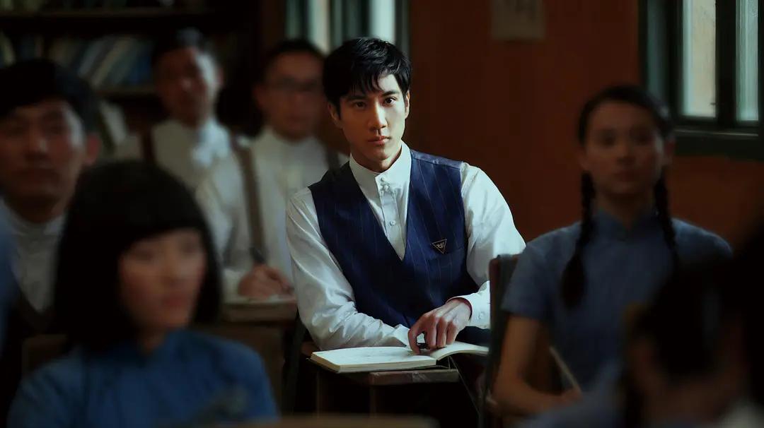 最后一课!高校"神级"毕业典礼,这句话说进千万人的心坎里